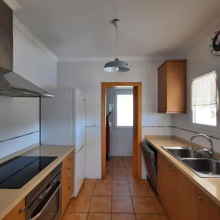 Con Piscina Privada *